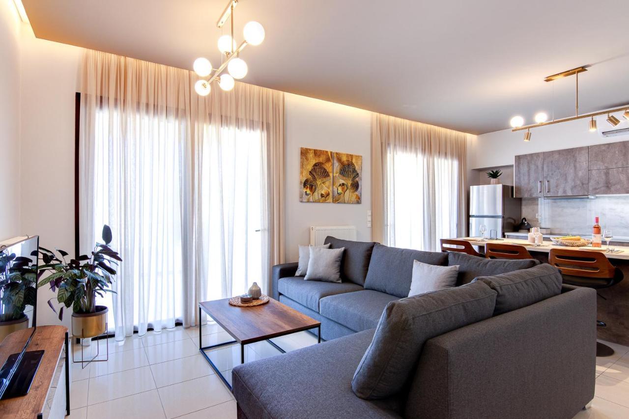 Agapi'S Luxury Apartment ไปโลส ภายนอก รูปภาพ